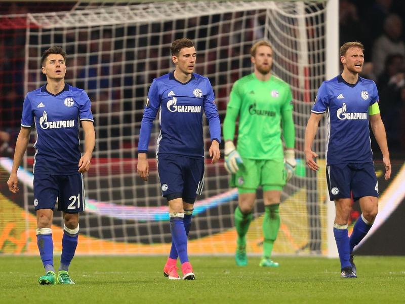 Ajax besiegt hochverdient Schalke mit 2:0