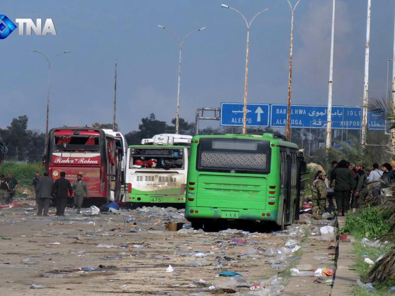 Aktivisten: Mindestens 15 Tote bei IS-Anschlag auf Bus in Syrien