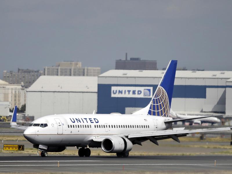 Boeing 787-900 von United Airlines auf Langstreckenflug notgelandet