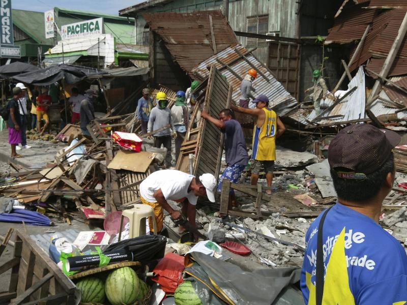Schweres Erdbeben der Stärke 7,2 erschüttert die Philippinen