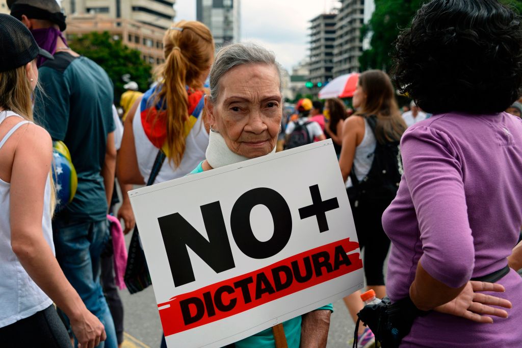 Opposition in Venezuela fordert Armee zum Dialog auf