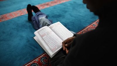 Dobrindt verlangt Schließung radikaler Moscheen – Islam-Debatte wird fortgesetzt