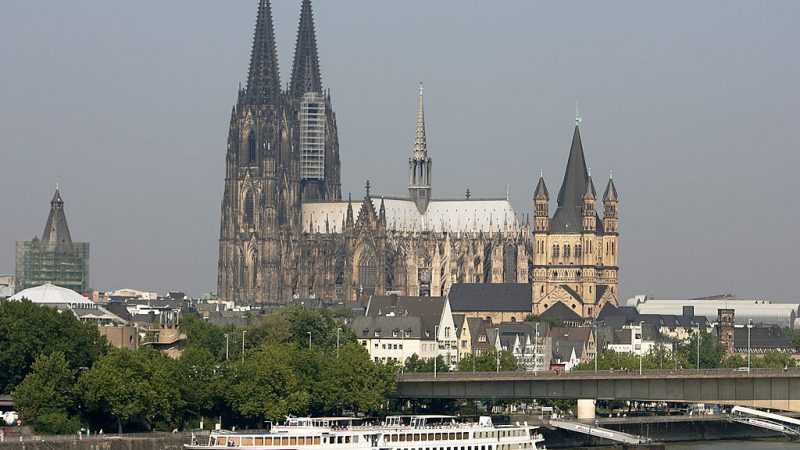 Köln vor Besuch im Ausnahmezustand – Proteste laufen an – Erneutes Treffen von Merkel und Erdogan am Vormittag