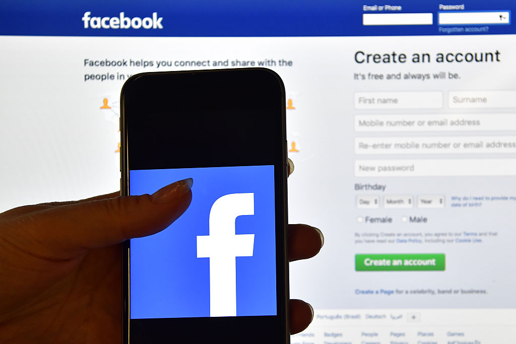 „Hass und Hetze“ im Netz: Facebook wehrt sich gegen Gesetz von Heiko Maas