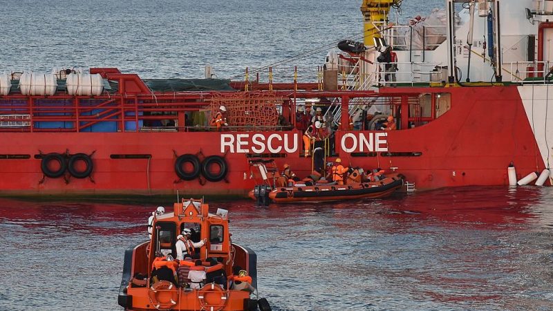 Verdacht auf Beihilfe zur Schlepperei: Italienischer Senat will Polizisten auf private „Flüchtlingsretter“-Schiffe entsenden