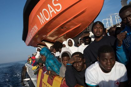 „Migranten sind mehr wert als Drogen” – Italiens Mafia macht Millionengeschäft