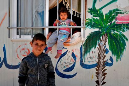 Trotz Zusage: Deutschland verzögert Flüchtlings-Aufnahme aus UN-Lagern – Merkel versprach 40.000 Resettlement-Plätze