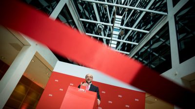 Gescheitertes Vollzeit-Gesetz: SPD-Chef Schulz wirft Kanzlerin Merkel Koalitionsbruch vor