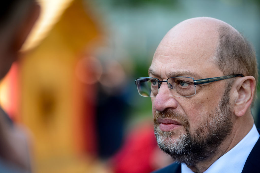 SPD-Kanzlerkandidat räumt Fehler im bisherigen Wahlkampf ein – SPD und Schulz rutschen weiter ins Umfragetief