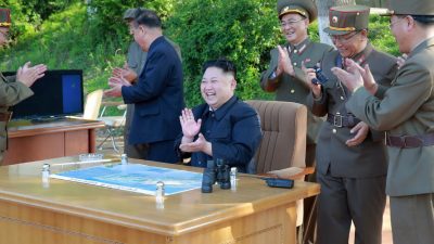 Nordkorea provoziert erneut mit Raketentest – Trump informiert – Japan droht „konkretes Handeln“ an