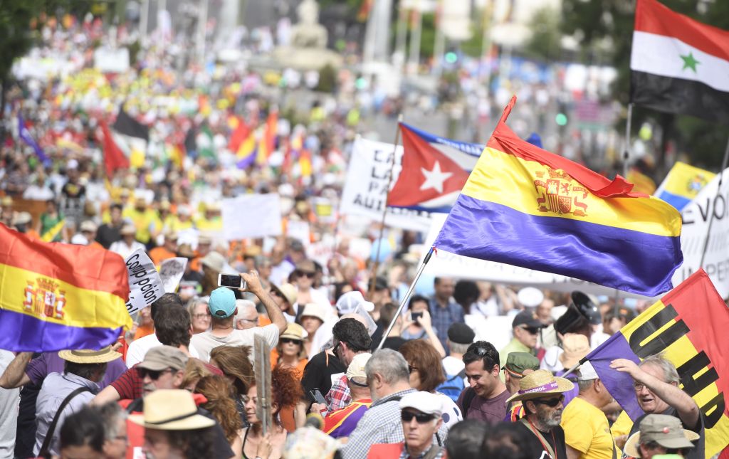 „Marsch der Würde“: Zehntausende demonstrieren in Madrid für menschenwürdige Arbeitsbedingungen