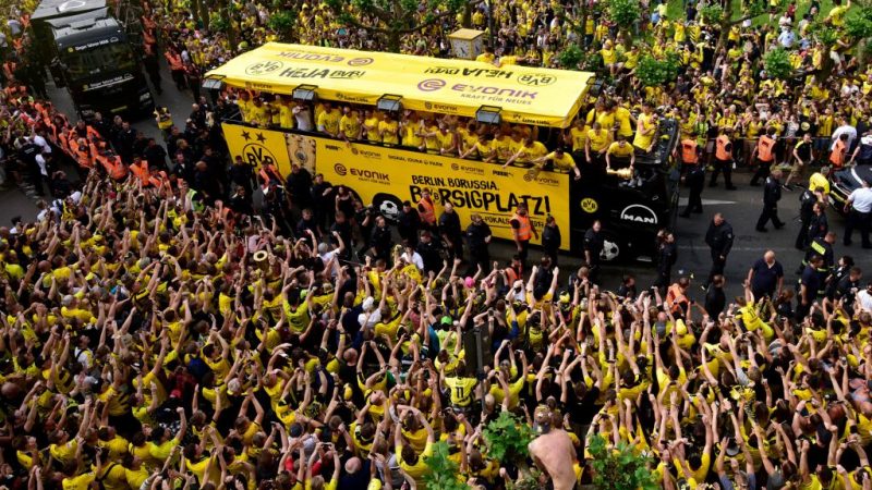 Bis zu 250 000 Fans feiern DFB-Pokalsieger in Dortmund – 700 Beamte im Einsatz
