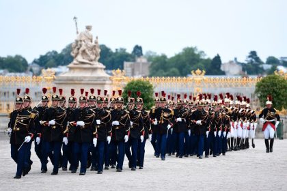 Macron: Europa muss bei Sicherheit unabhängiger von USA werden – will Russland einbeziehen