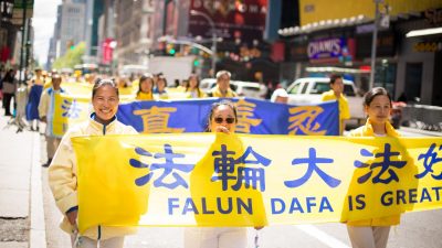 25 Jahre Falun Dafa: Riesige Parade in New York mit 10.000 Teilnehmern