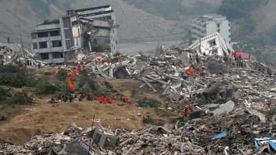 Mindestens acht Tote bei Erdbeben im Westen Chinas