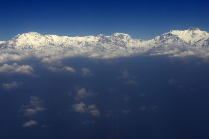 Ohne Sauerstoffmasken: Italienisches Paar erklimmt gemeinsam die 14 höchsten Berggipfel der Welt – Weltrekord