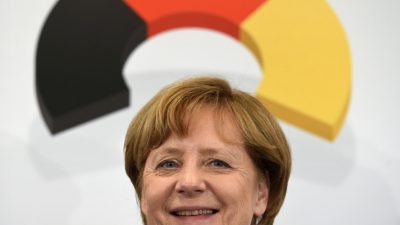 Merkel: Religion gehört in den öffentlichen Raum – „Wir wollen Religion nicht ins Private verdrängen“