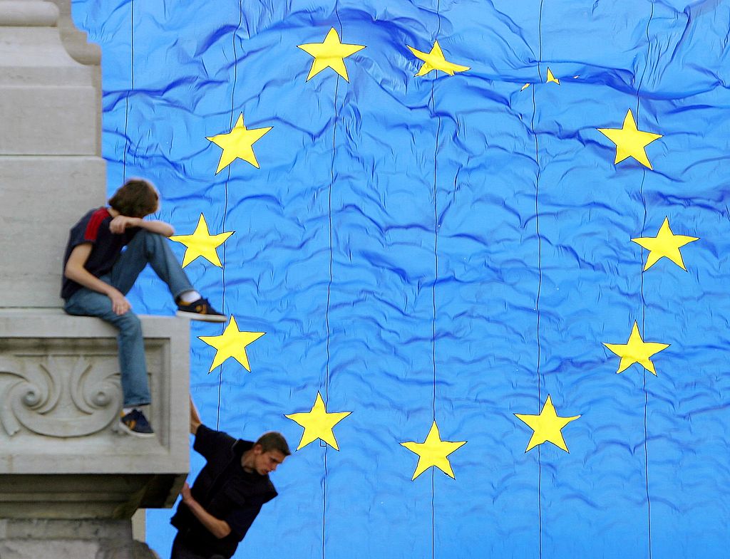 Drei von vier jungen Europäern sehen in EU vor allem Wirtschaftsbündnis – deshalb: Diskussion über „gemeinsame Werte Europas“ gefordert