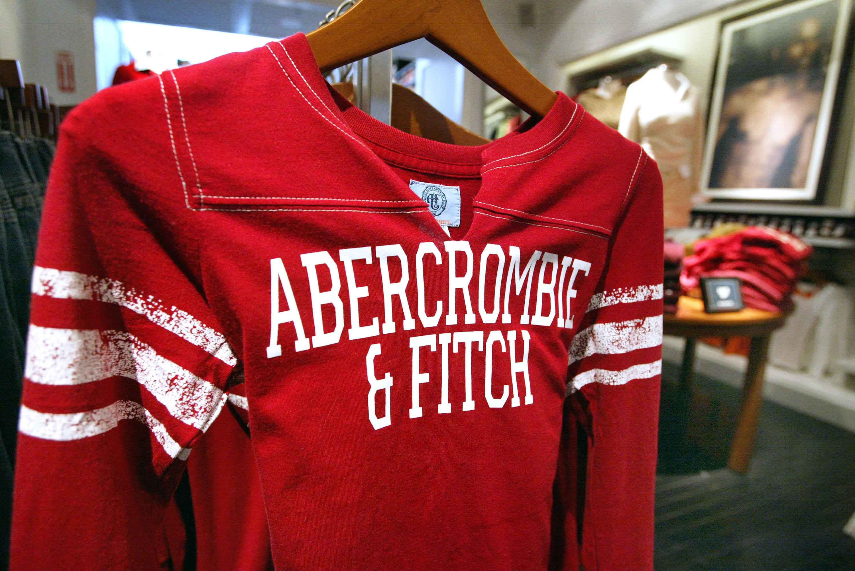 Kriselnde Modekette Abercrombie & Fitch erwägt offenbar Fusion mit einem Konkurrenten