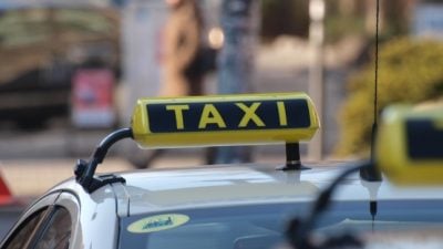 Verkehrsgutachter fordern staatliche Mittel für Taxis auf dem Land