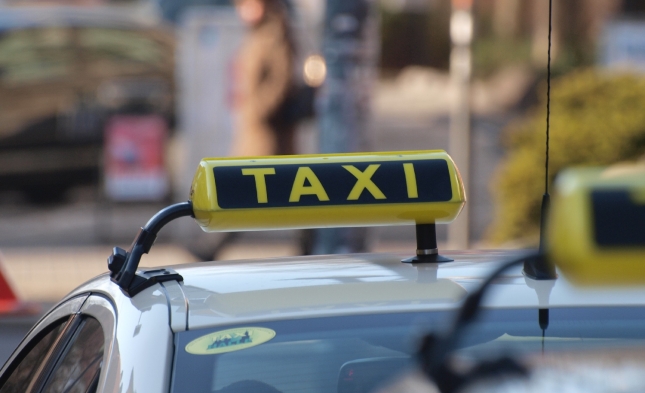 Verkehrsgutachter fordern staatliche Mittel für Taxis auf dem Land