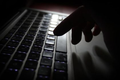 Gefahr durch Cyber-Angriffe größer denn je – Geht Gesellschaft zu achtlos damit um?