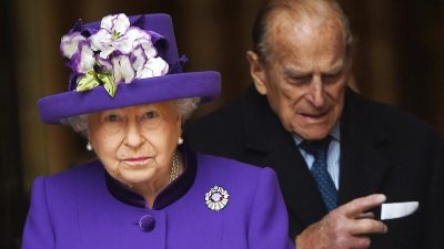 Gerüchte um Gesundheitszustand der Queen sorgen für Medienauftrieb vor Buckingham Palast