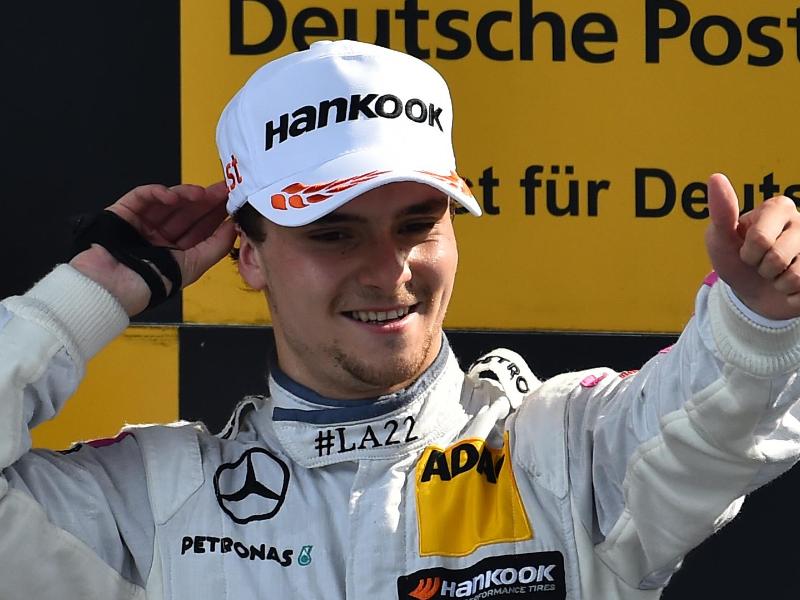 Auer gewinnt im Mercedes erstes DTM-Rennen