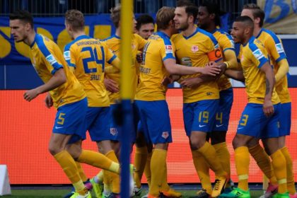 Braunschweig mit 3:1 gegen Union im Spitzenspiel