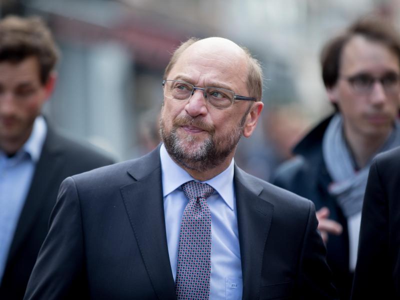 Martin Schulz glaubt weiterhin an Kanzlerschaft: „Wirklich krachende Niederlage“ und „Bin heute Abend richtig getroffen”