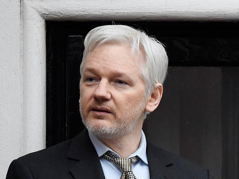 Wegen möglicher Vergewaltigung: Schwedische Staatsanwaltschaft beantragt Festnahme Assanges