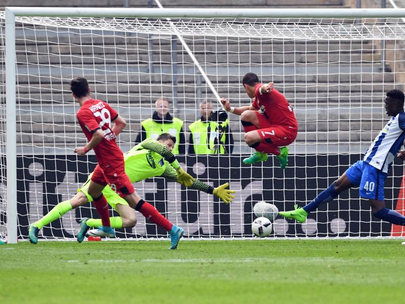 Hertha trotz 2:6 gegen Bayer kurz vor Europa