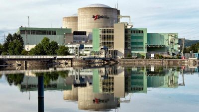 Schweizer stimmen über Ausstieg aus der Kernenergie ab