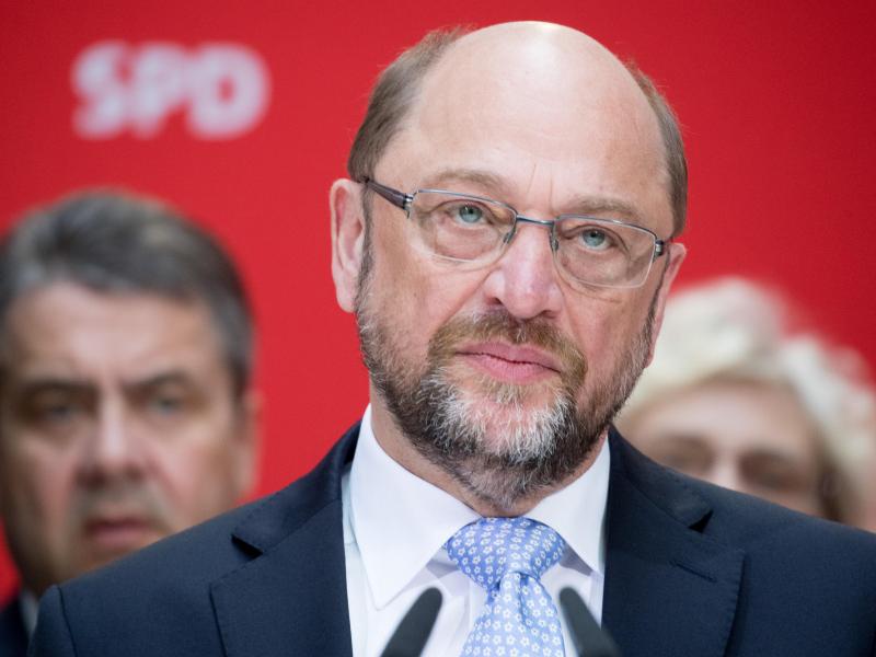 Diskussionsrunde „Du sollst nicht alles wissen“: Nach Merkel nun Herausforderer Schulz beim Kirchentag