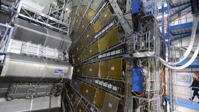 Cern-Teilchenbeschleuniger läuft auf Hochtouren: Ziel ist, Dunkle Materie zu produzieren