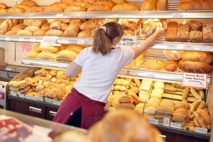 3,3 Millionen Beschäftigte bekommen weniger als den Niedriglohn