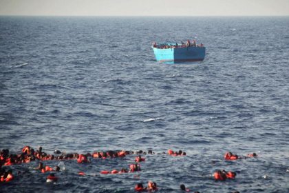 Viele Tote Flüchtlinge bei Bootsunglück vor Libyen befürchtet