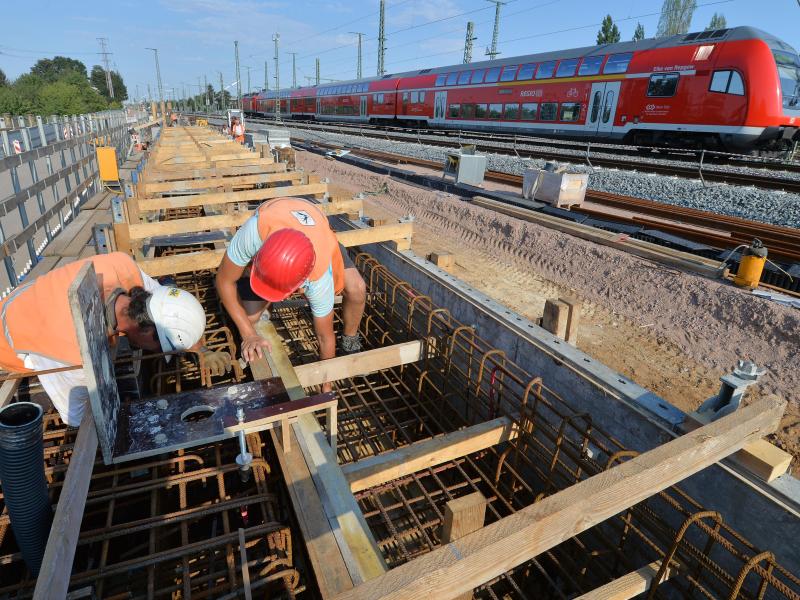 Bis zu 850 Baustellen am Tag – Bahn-Baustellen sollen Fahrgäste seltener ausbremsen