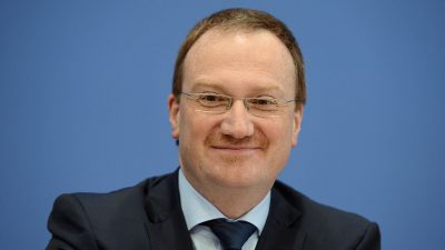 „Wer Arbeitsplätze schafft soll dafür noch mehr bezahlen“ – Wirtschaftsweiser Lars Feld hält SPD-Steuerpläne für schädlich