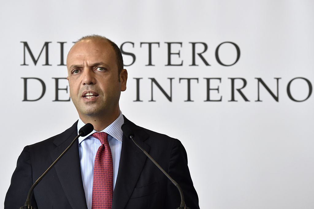 Italiens Außenminister kündigt Koalition mit Regierungspartei auf
