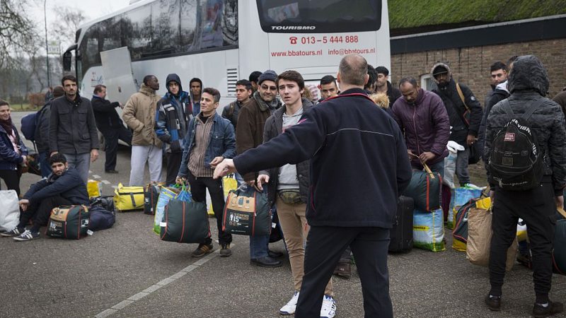 Niederlande verpflichten Migranten zu Respekt für Werte und Normen