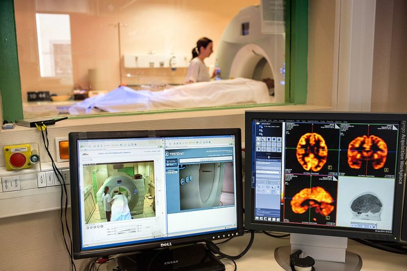 Neue Umfrage: Digitalisierung im Gesundheitswesen schreitet nur zögerlich voran – muss sich ändern
