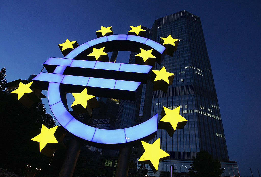 Strafzinsen durch EZB: 13 Banken geben inzwischen Negativzinsen an Sparer weiter