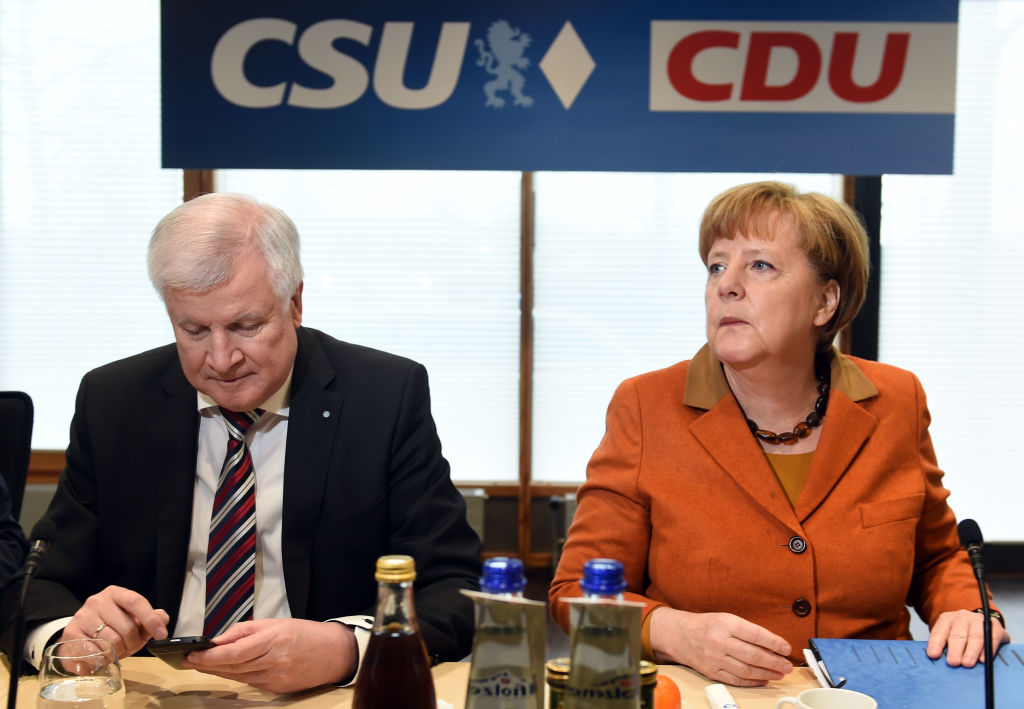 Schulz scheint „Nerven verloren zu haben“: Empörung in Union nach Schulz-Kritik an Merkel