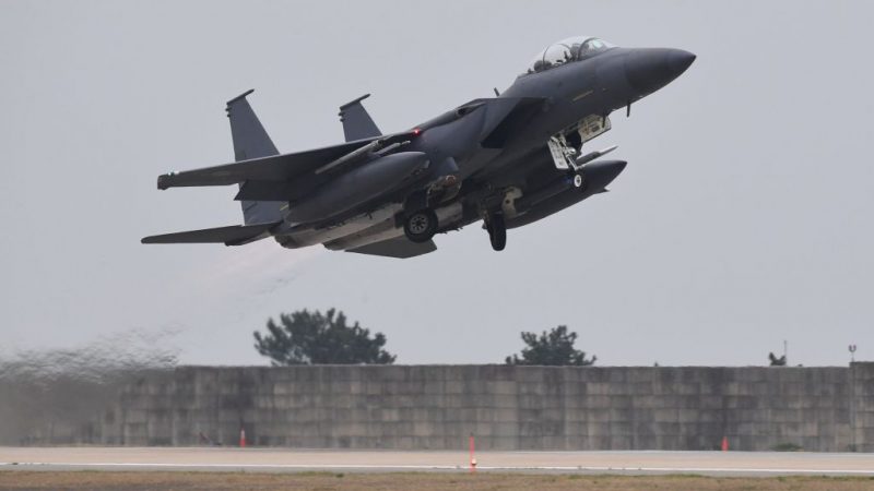 US-Luftwaffe schießt Kampfflugzeug der syrischen Armee auf syrischem Staatsgebiet ab