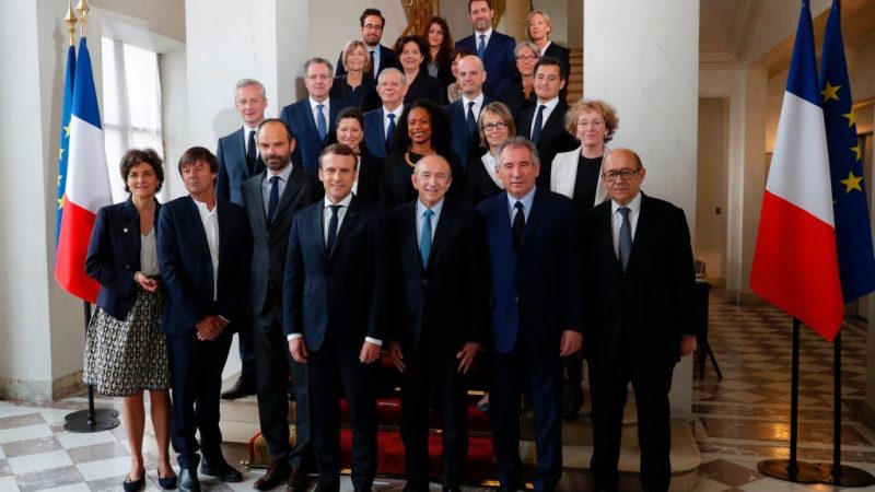 Beschäftigung von Verwandten verboten: Macron-Regierung beschließt erstes Reformpaket