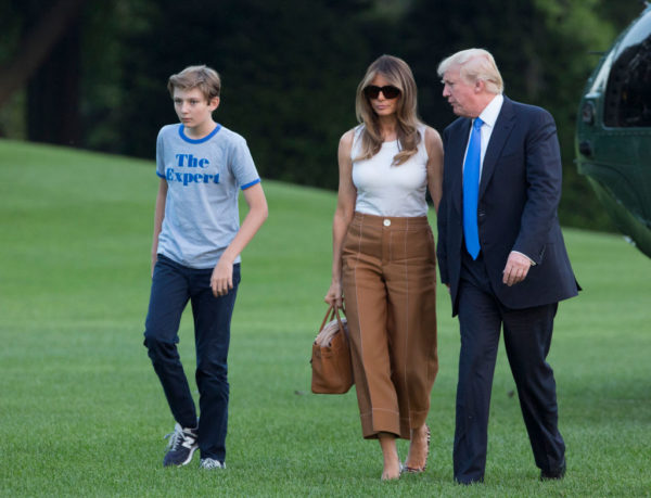 First Lady Melania Trump und Sohn Barron sind ins Weiße Haus eingezogen