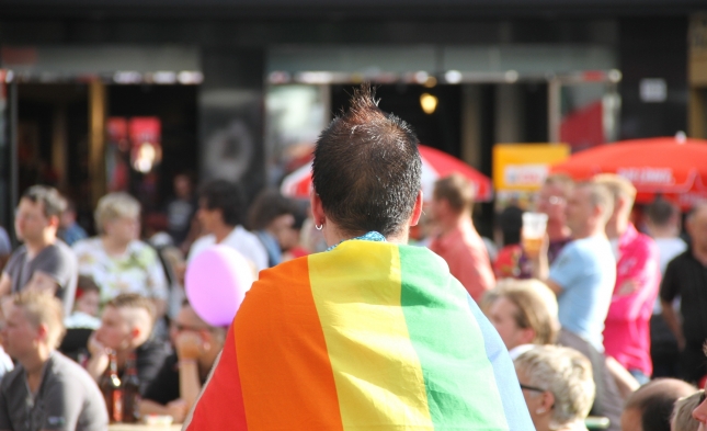 Bundestag beschließt Gesetz zur Rehabilitierung Homosexueller