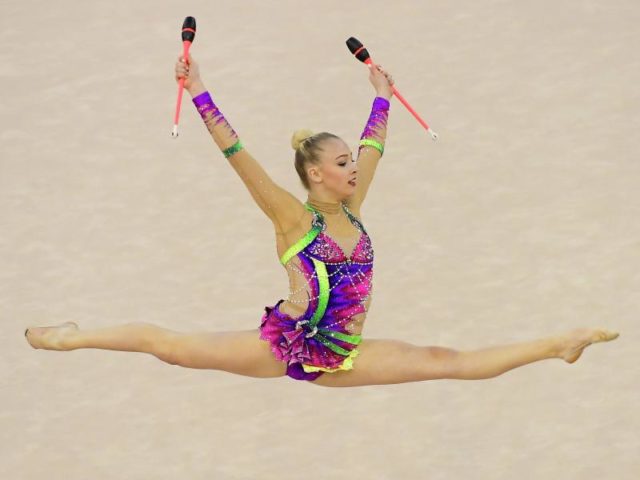 Lea Tkaltschewitsch sichert sich vier der fünf Titel bei den deutschen Gymnastik-Meisterschaften. Foto: Tamas Kovacs/dpa