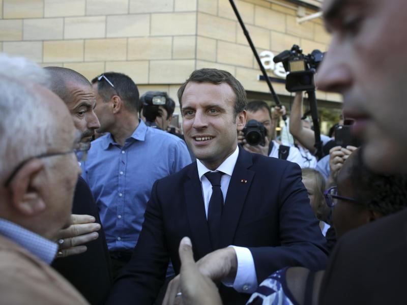 Erste Runde der Parlamentswahl in Frankreich – Schwappt Macron-Welle über?